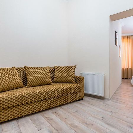 Golden Light Hotel Tiflis Dış mekan fotoğraf