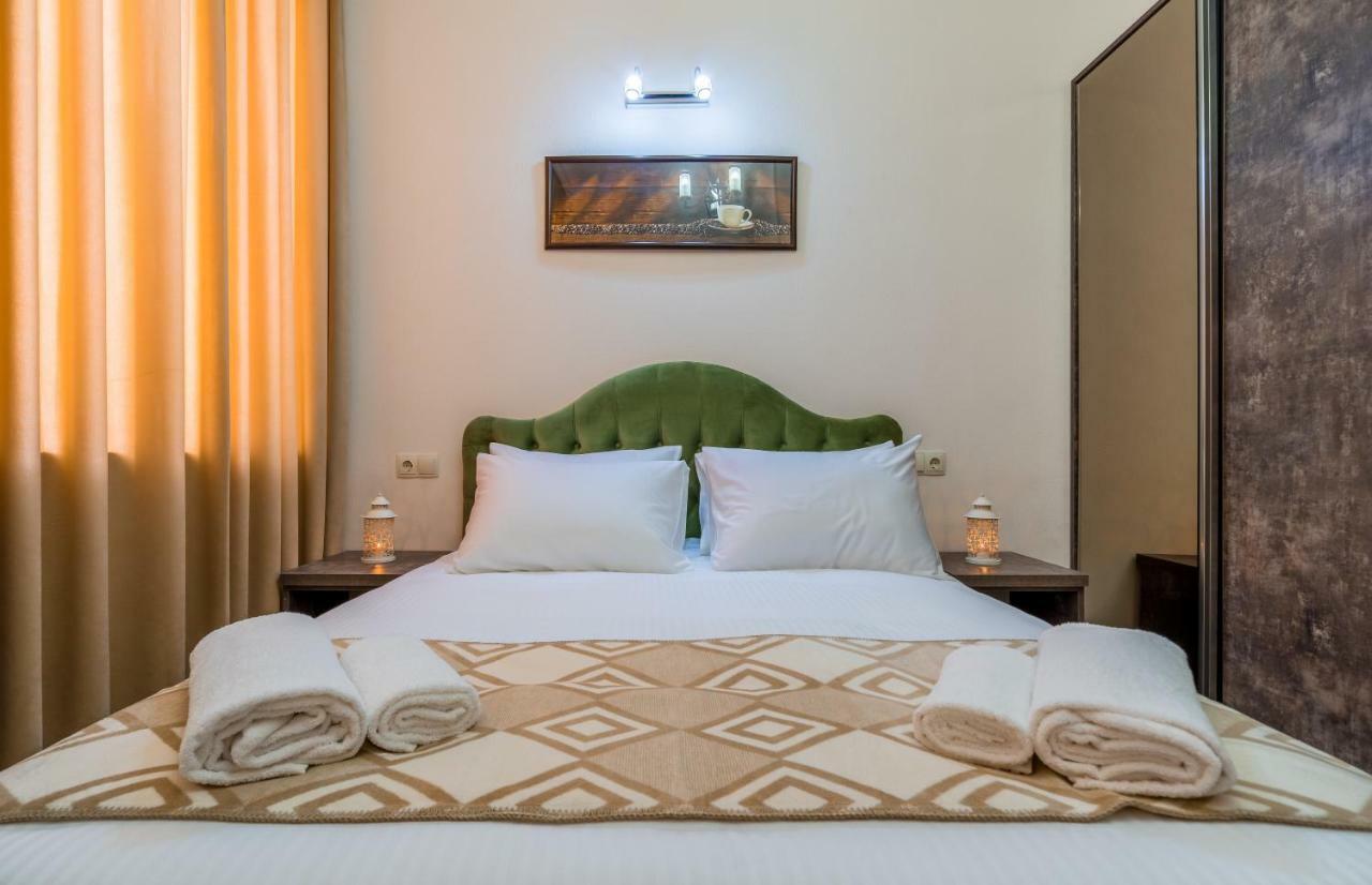 Golden Light Hotel Tiflis Dış mekan fotoğraf