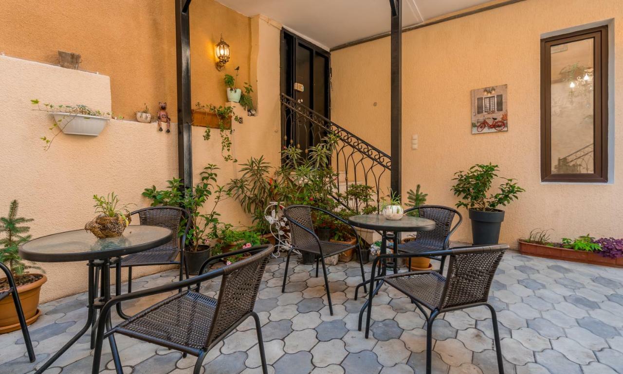 Golden Light Hotel Tiflis Dış mekan fotoğraf